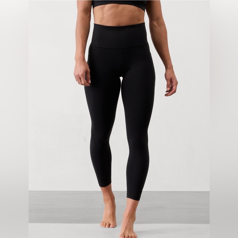 NWT Salutation Stash Pocket II 7/8 Tight Size XXS/P